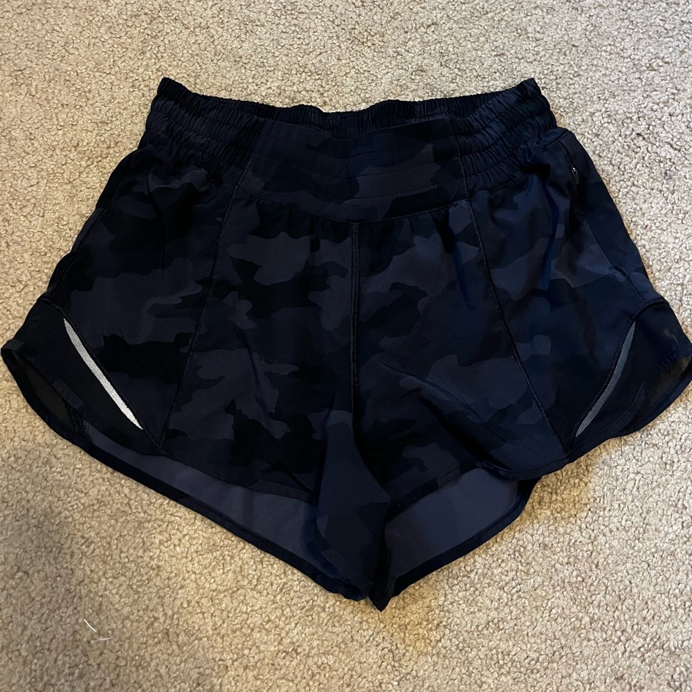 Lululemon hotty hots